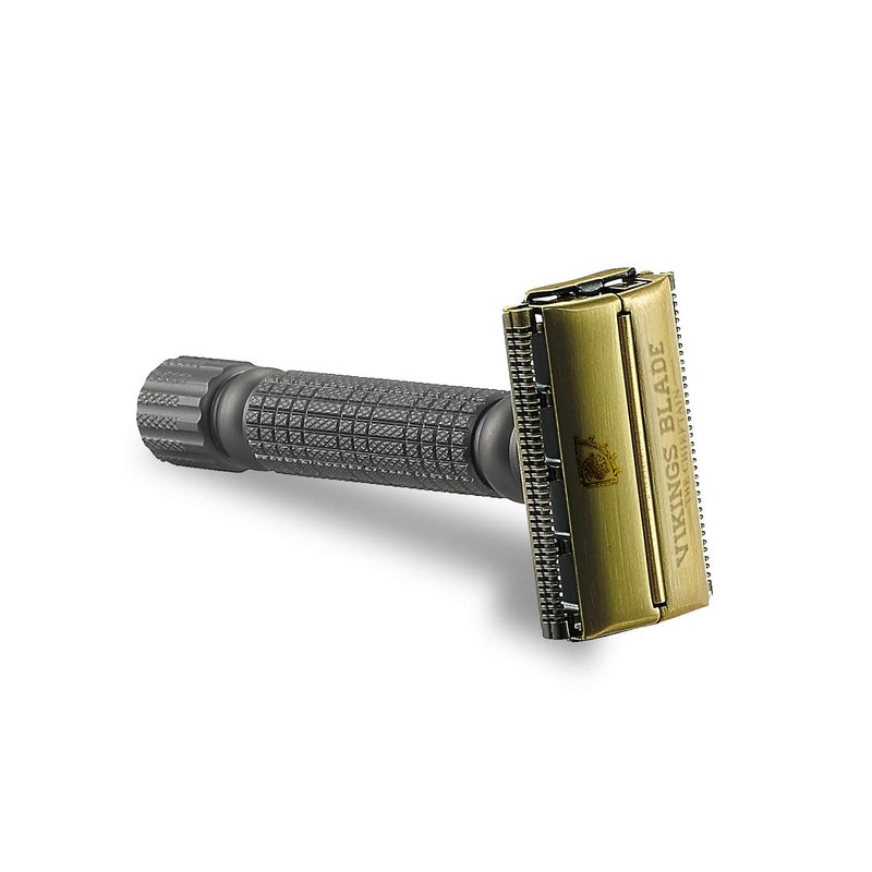 VIKINGS BLADE Double Edge Safety Razor for Men + 5 Swedish Steel Blades + Luxury Case. Smooth, Reusable, Recyclable (Chieftain â€œ5 BCâ€) - Image 4